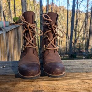 Sorel Joan of Arctic wedge Brown boots size 8